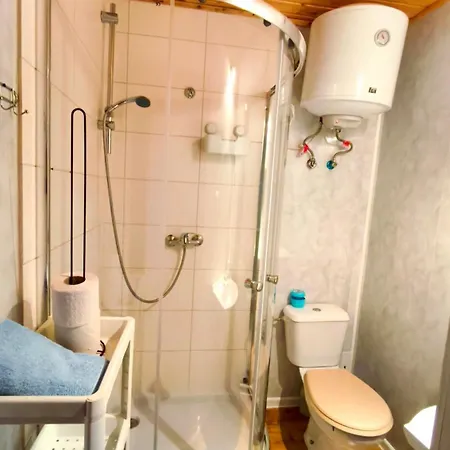 Olimarii Nad Jeziorem Jezioro Zlotnickie 19 A,b * Karlowice